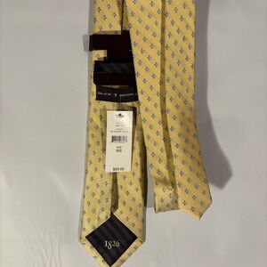 Black Brown 1826 Lord And Taylor Paisley 701 Yellow Silk Tie New With Tags